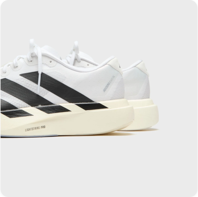Adidas Adizero Takumi Sen 10 – Cloud White / Core Black / Cream