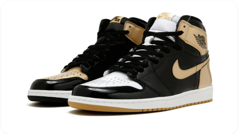 Air Jordan 1 Retro High OG – Gold Toe (Black / Metallic Gold / White)