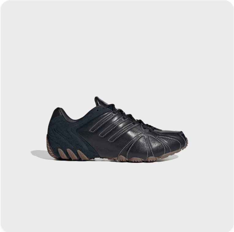 Adidas Predator Accelerator – Core Black / White Stitch / Gum