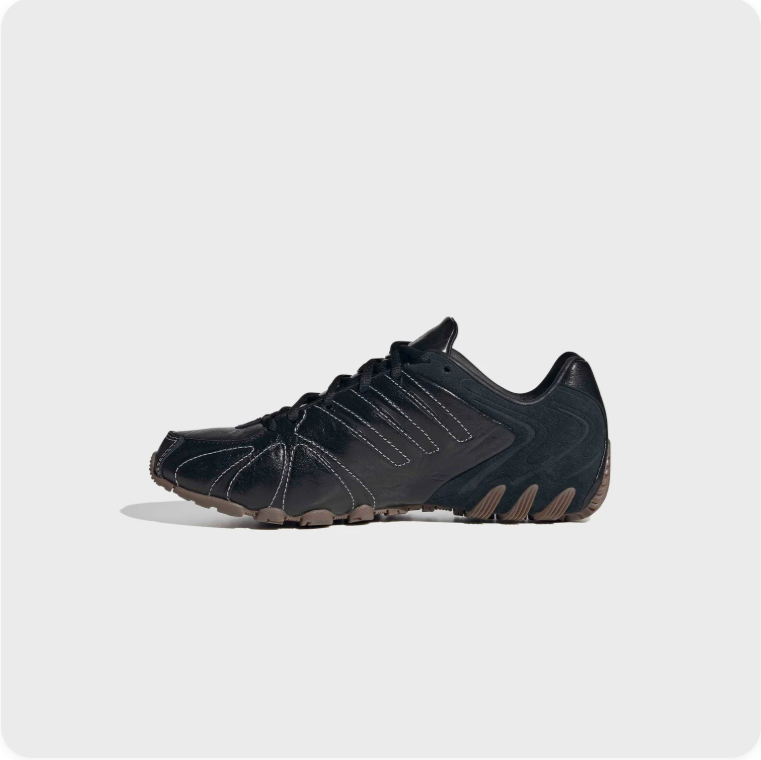 Adidas Predator Accelerator – Core Black / White Stitch / Gum