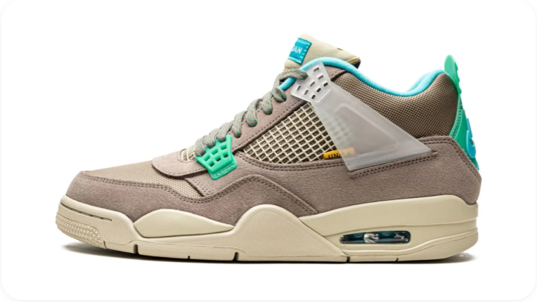 Air Jordan 4 Retro x Union LA Taupe Haze - Side View 1