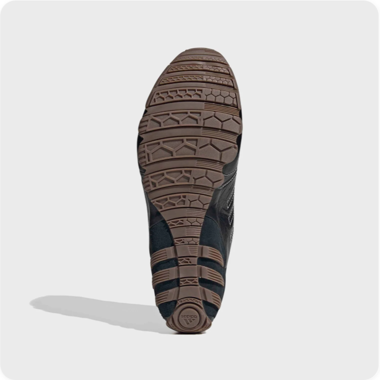 Adidas Predator Accelerator – Core Black / White Stitch / Gum